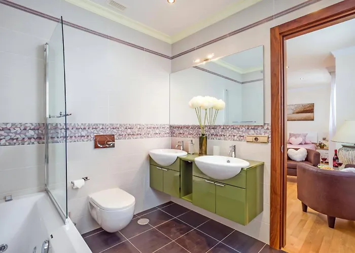 Leonardo Dos By Villa *