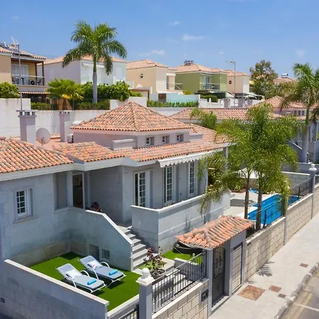 Leonardo Dos By Villa *